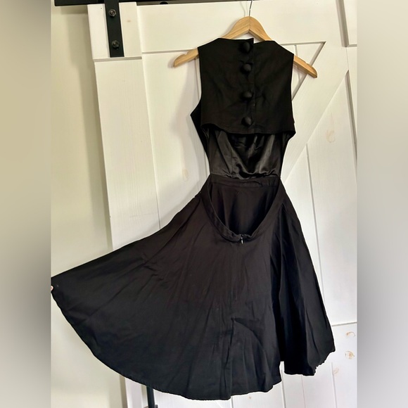 Double Zero Open Back Black Dress 👗 - Picture 2 of 3